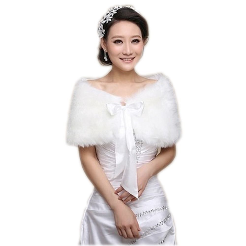 Winter Cape White Fur Shawl We - Winter Clothing Essentials ulasan dan harga